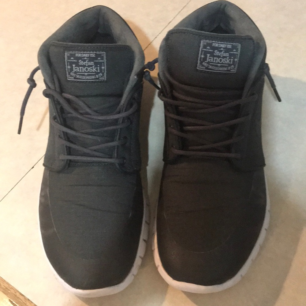 NIKE Stefan Janoski MENS size 10